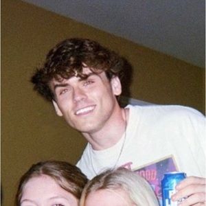 Meet your Posher, Layne